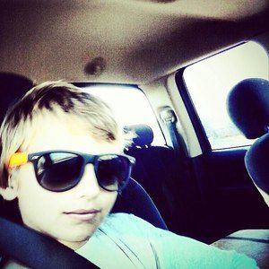 Meet your Posher, Kenneth